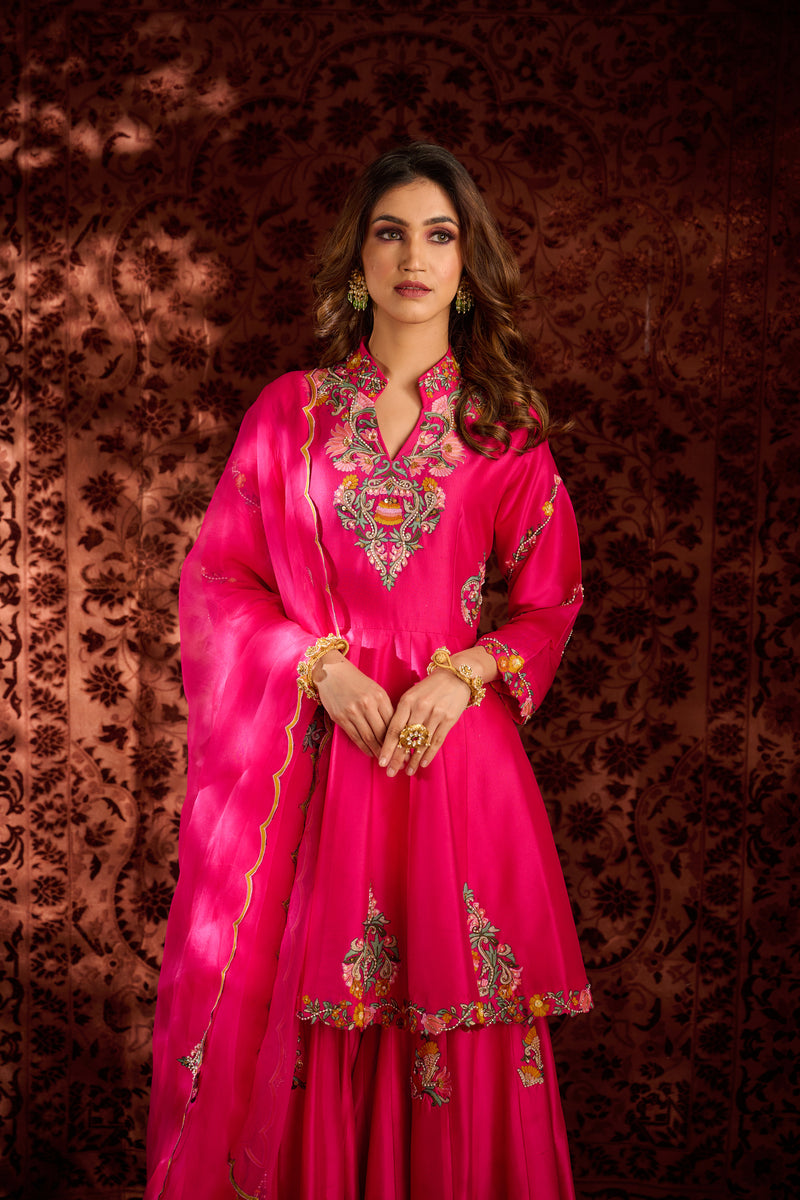 Hot pink sharara set – Aman Takyar